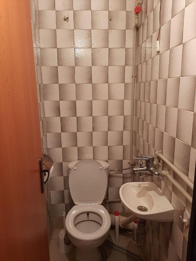 Apartment Milevi Tetewen Zewnętrze zdjęcie