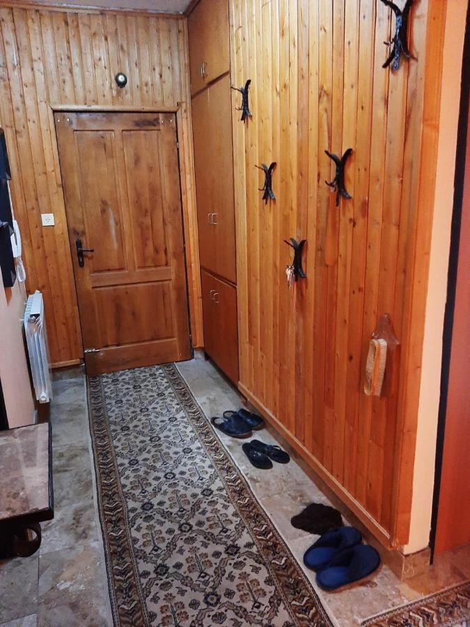 Apartment Milevi Tetewen Zewnętrze zdjęcie